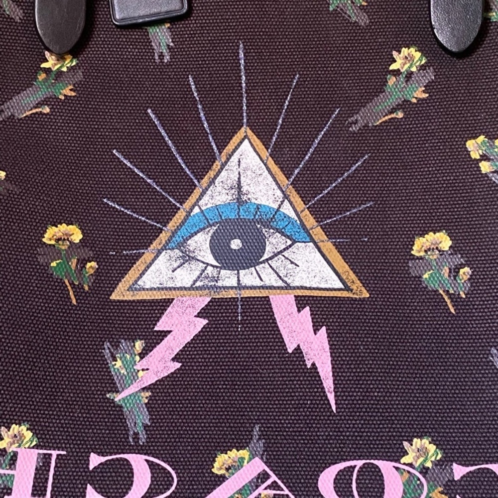 Coach PYRAMID EYE Tote Floral Canvas